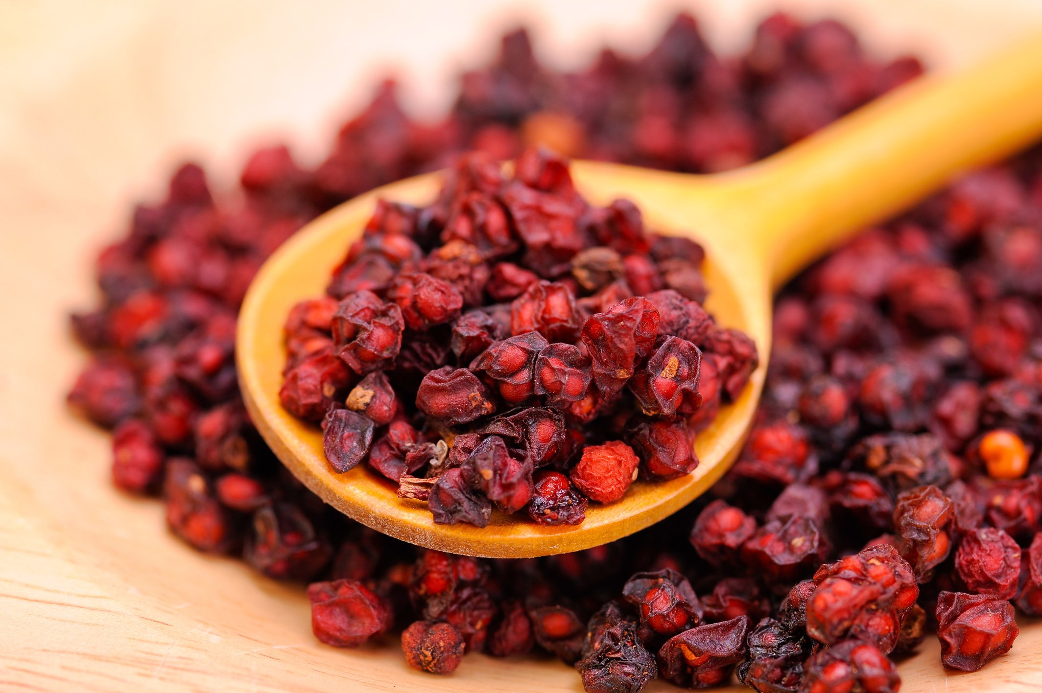 Organic dried Schisandra Berries